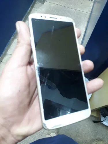 CELULAR MOTO E