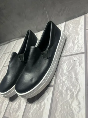 Tênis Slip On Feminino Preto COM PREÇO DE FABRICA - TAM 37