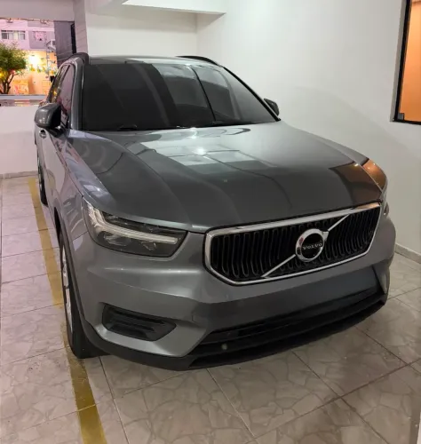 Volvo XC40 T-4 2.0 190cv FWD 2019