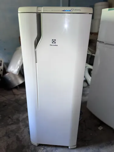Geladeira Electrolux frost free 322 Litros 