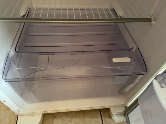 Geladeira Electrolux 332 litros