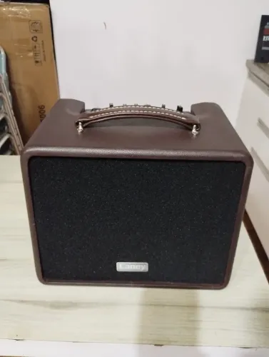 CUBO VIOLÃO LANEY A SOLO