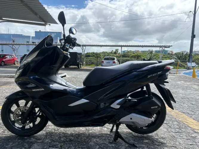 Vendo PCX Azul Petróleo