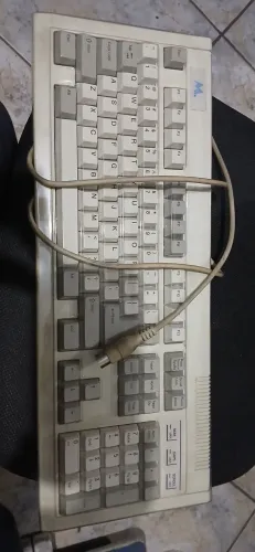 Teclado antigo Mtek conector tipo canhão
