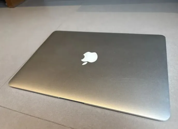 MacBook Air (2014)