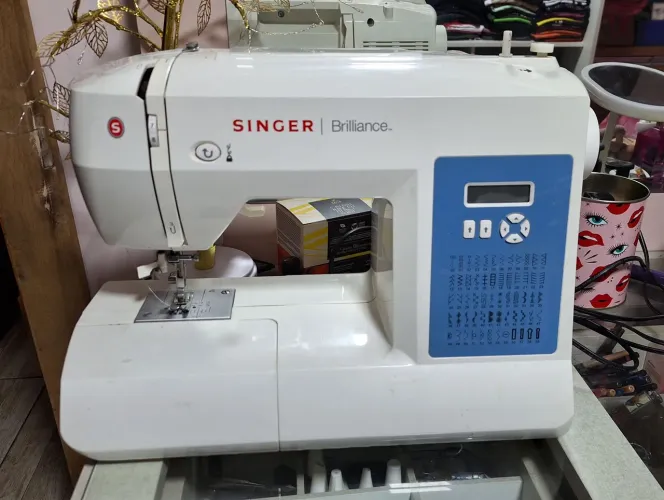 MAQUINA DE COSTURA SINGER BRILLIANCE 6160 SEMI NOVA