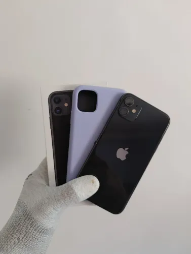 iPhone 11