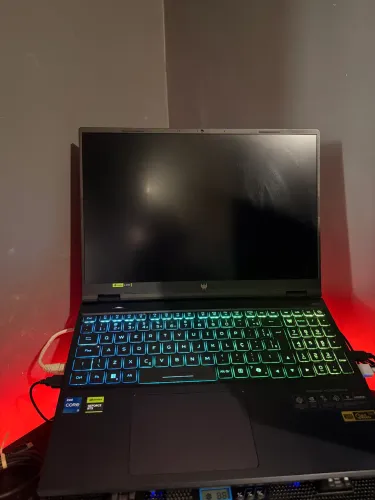 Notebook gamer + monitor + teclado de brinde