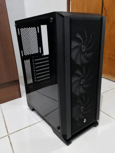 Gabinete com 5 fans + fonte 600w
