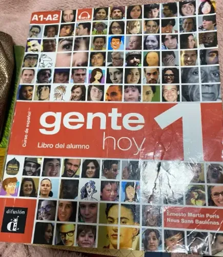 livro espanhol gente hoy 1
