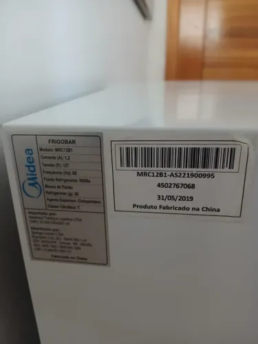 Frigobar Midea mrc12b1