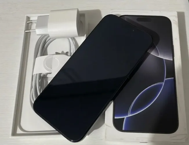 iPhone 16 Pro Max 256GB 