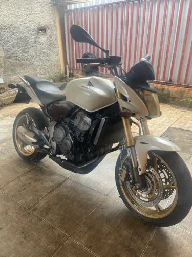 HORNET 2008 ABS