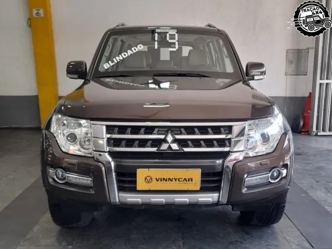 Mitsubishi Pajero HPE Full 3.2 4X4 T.i.dies. 5P AUT 2019