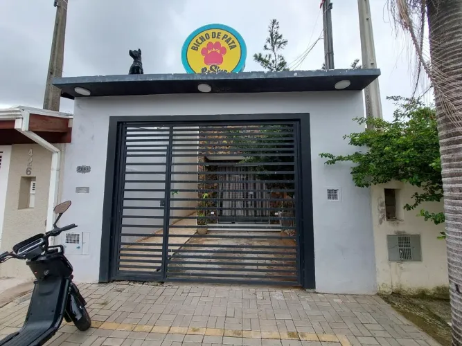 SOBRADO - COMERCIAL OU RESIDENCIAL - MEIO LOTE - PARQUE ORESTES ÔNGARO - HORTOLÂNDIA