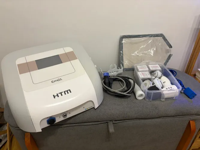 Effect HTM - Aparelho de Radiofrequência Multipolar com Kit Estética Íntima 