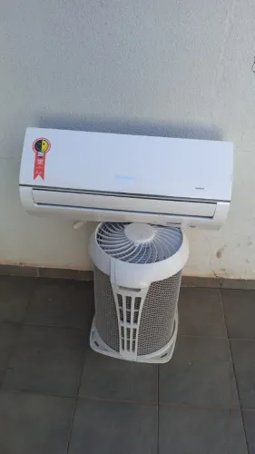 Ar condicionado Springer Midea 9000 btus Inverter 