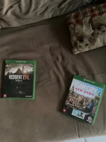Resident Evil 7 + Far Cry New Dawn Xbox One - 2 Jogos Originais