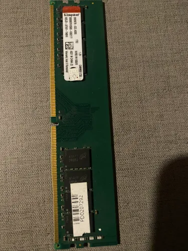 Memória Kingston 8g Ddr4 2133 mhz usada
