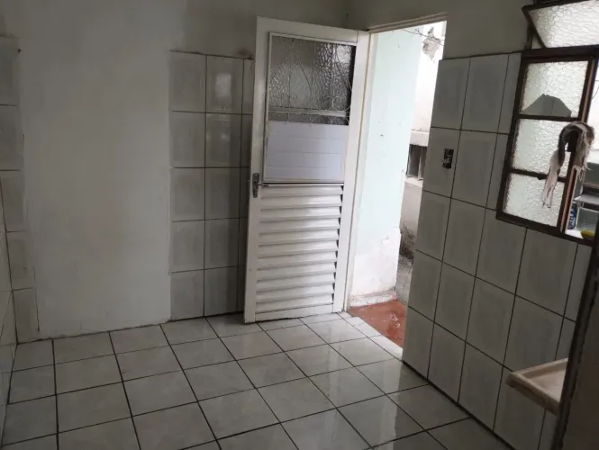 Quarto com banheiro