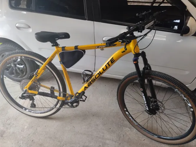 Bike aro 29 absolute 1x12 freios hidráulicos tamanho 21 posso entregar 