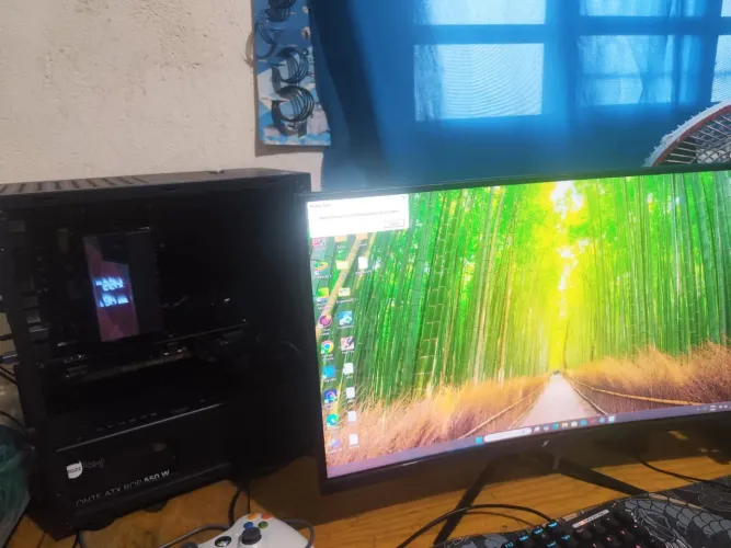 Monitor 24 polegadas SUPER FRAME 180 MHZ TELA CURVO
