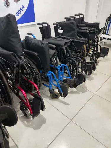 Cadeira de Rodas Diversos Tipos e Valores - Parcelamos e Entregamos Pronta entrega