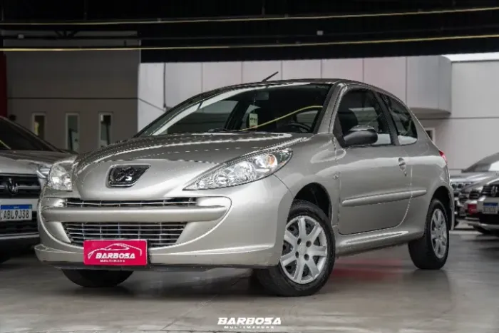 Peugeot 207 XR 1.4 Flex 8V 3P 2013