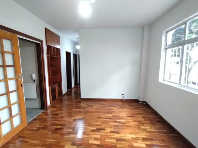 Apartamento com 3 quartos para alugar em Belo Horizonte