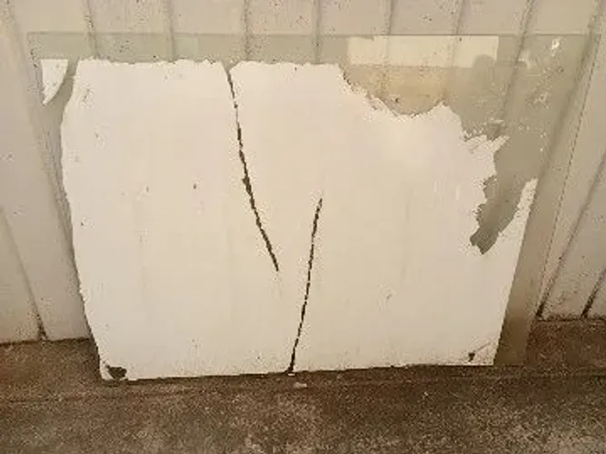 Quadro de vidro escolar