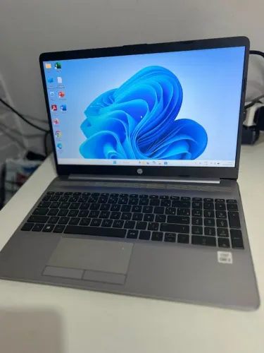 Notebook hp i3