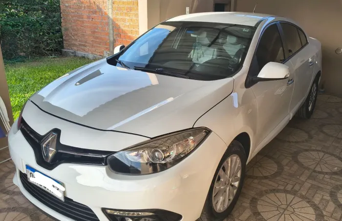Renault Fluence Sed. Dynamique 2.0 16V Flex Aut. 2016