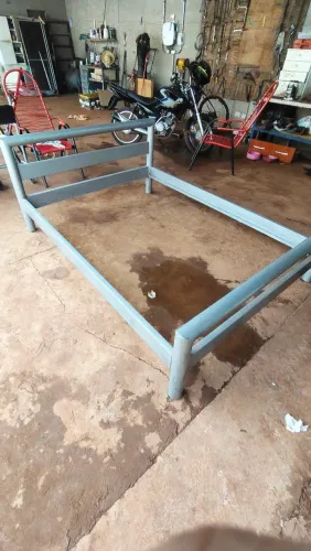 Cama de Casal de Ferro Sem Colchão