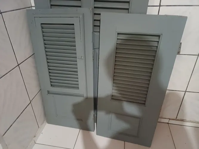 Venda-se janela semi nova paldarco preço a negociar.