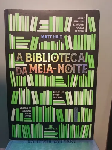Livro Biblioteca da Meia Noite