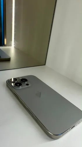 IPHONE 16 PRO 256 GB