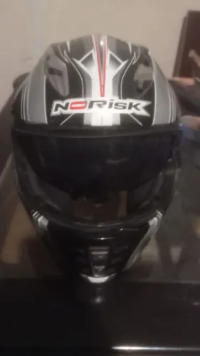 capacete