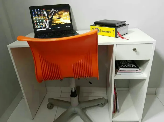 Mesa escrivaninha