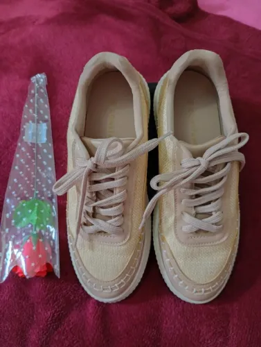 Sapato tênis feminino Constance tamanho 38