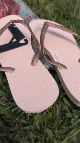 Havaianas Slim Rose Gold Tamanho 33/34 - Nova Lacrada