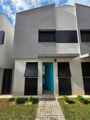 Excelente casa á venda em condomínio fechado em Poços de Caldas MG.