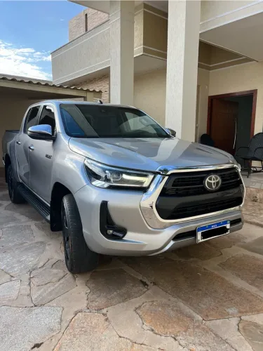 Toyota Hilux CD SRX 4X4 2.8 TDI 16V Diesel Aut. 2021