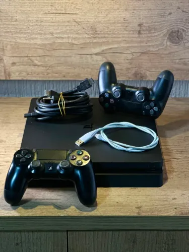 Único! PS4 Slim de 500gb - Zero C/ 2 controles sem defeitos - Caixa e manuais (Entrego)