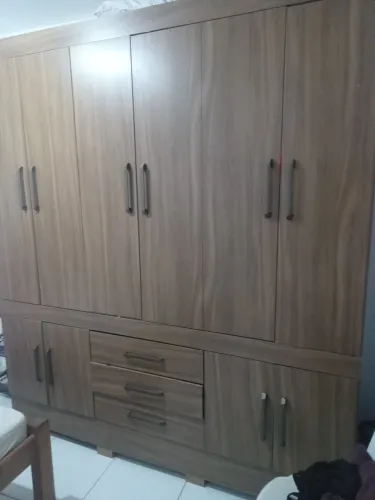Vendo esse guarda roupa de casal