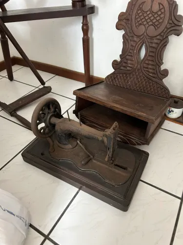 Objetos antigos de decoração
