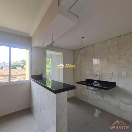 Apartamento com excelente padrão a venda com elevador com esse preço não tem no Parque Tur