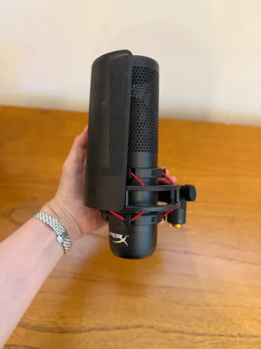 Microfone HyperX ProCast XLR + Braço Articulado Wave