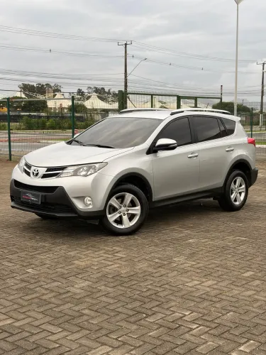 Toyota RAV4 2.0 4X2 16V Aut. 2014
