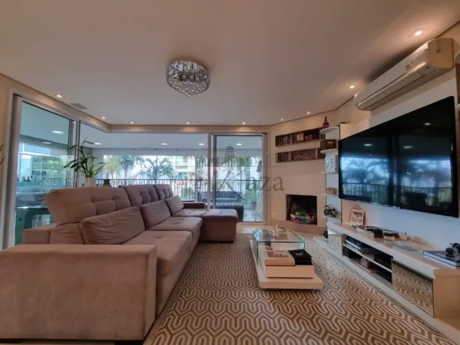Viva com Elegância e Conforto no Coração do Campo Belo - Apartamento Garden