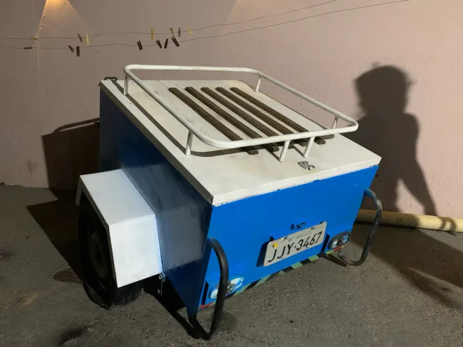 Carretinha reboque mutirão modelo karman guia rs350 